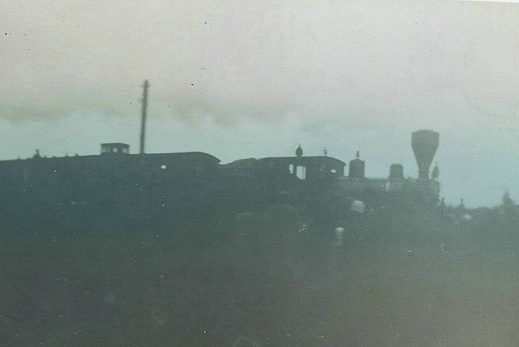 ensimmainen-juna-kiuruveden-asemalla