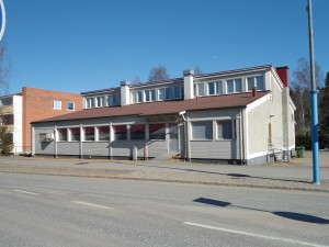 16- Puistonkulma