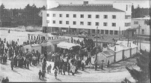 50-ln alku- Vapputori (KvL)