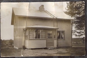 Lepinkäinen. Kuva: Salme Tarkkosen kotiarkisto.